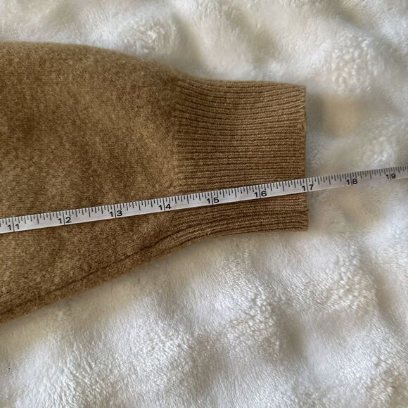 Burberrys Vintage Beige Women’s Size Medium 8-10 Lambs wool Sweater Brown Warm - Picture 16 of 16